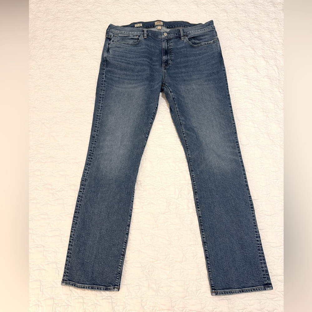 J. Crew 770 Straight Fit Denim Blue Jeans 38/32